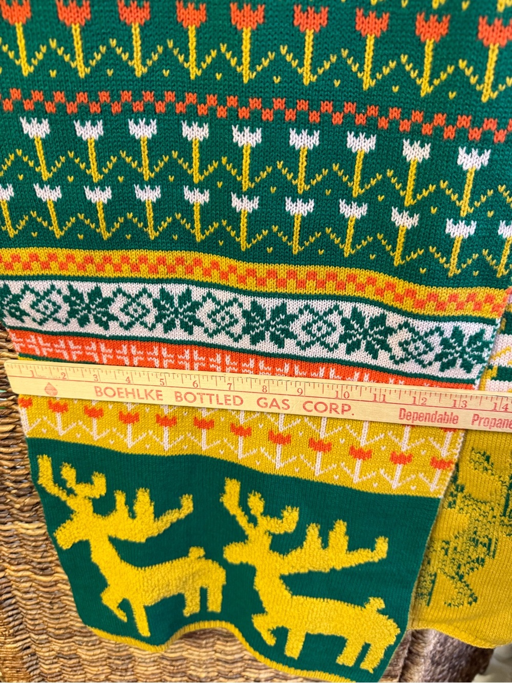 Scarf- Oversized, Pattern, 13 inches width - Picture 4 of 4